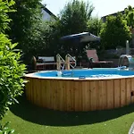 Komfort-apartment Mit Terrasse